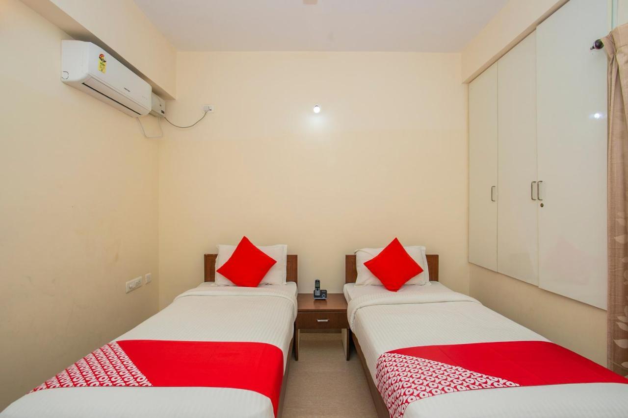 Oyo 4797 Lulu Hospitality Hotel Yelahanka Ngoại thất bức ảnh