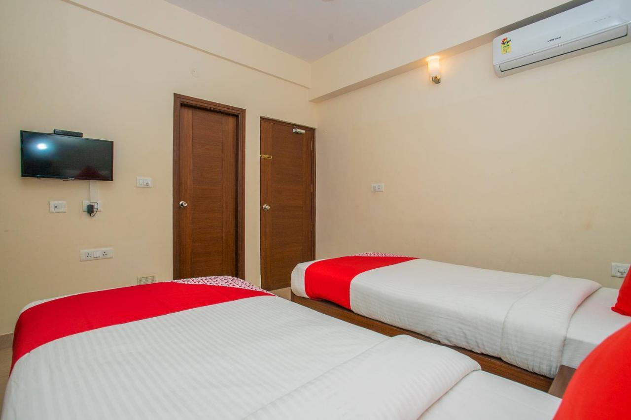 Oyo 4797 Lulu Hospitality Hotel Yelahanka Ngoại thất bức ảnh