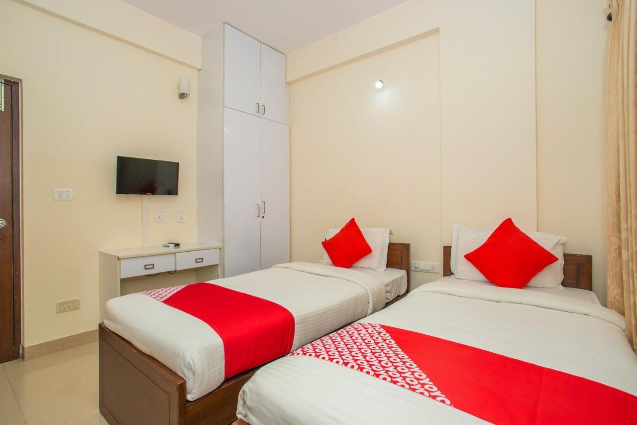 Oyo 4797 Lulu Hospitality Hotel Yelahanka Ngoại thất bức ảnh