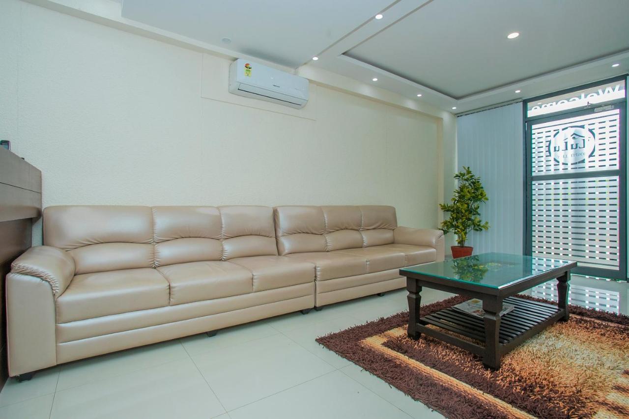 Oyo 4797 Lulu Hospitality Hotel Yelahanka Ngoại thất bức ảnh