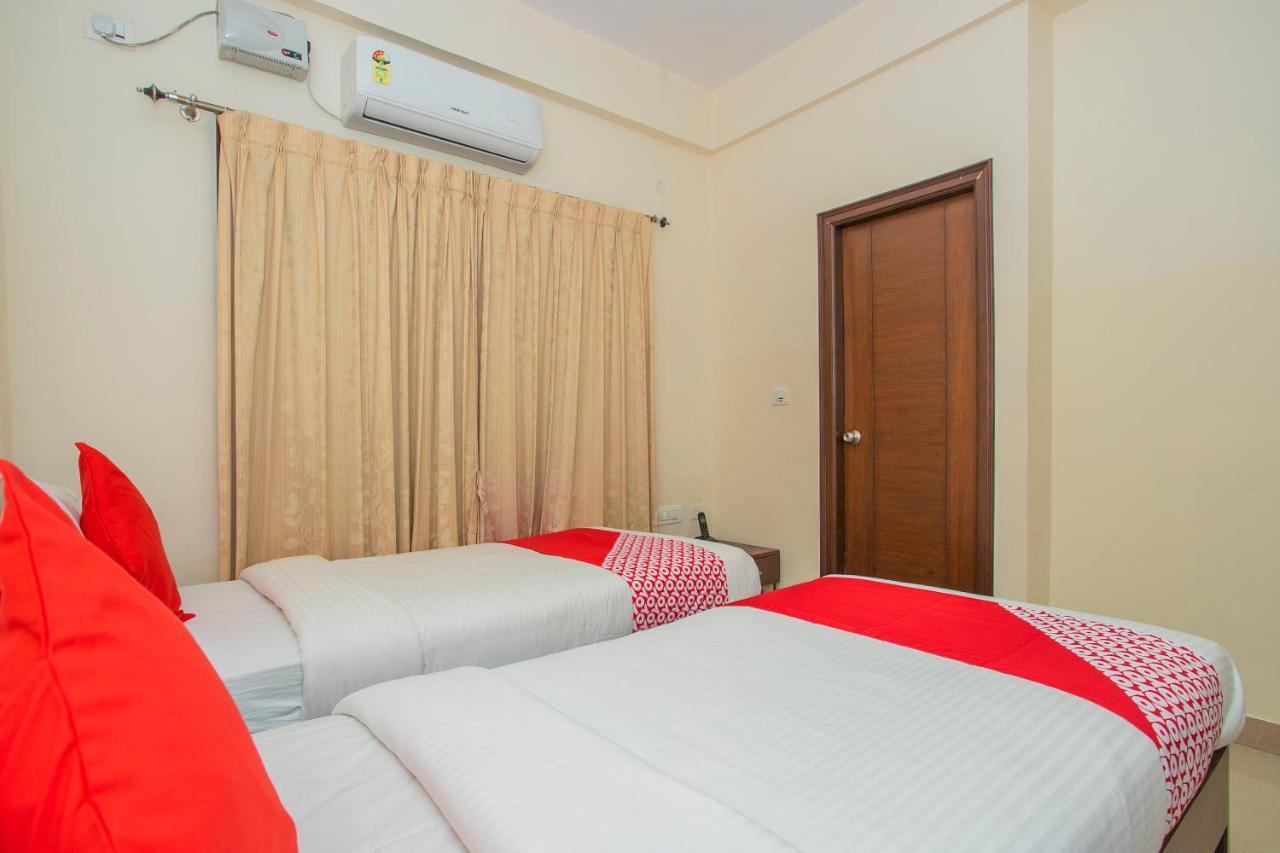 Oyo 4797 Lulu Hospitality Hotel Yelahanka Ngoại thất bức ảnh