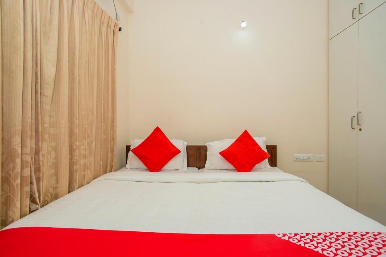 Oyo 4797 Lulu Hospitality Hotel Yelahanka Ngoại thất bức ảnh